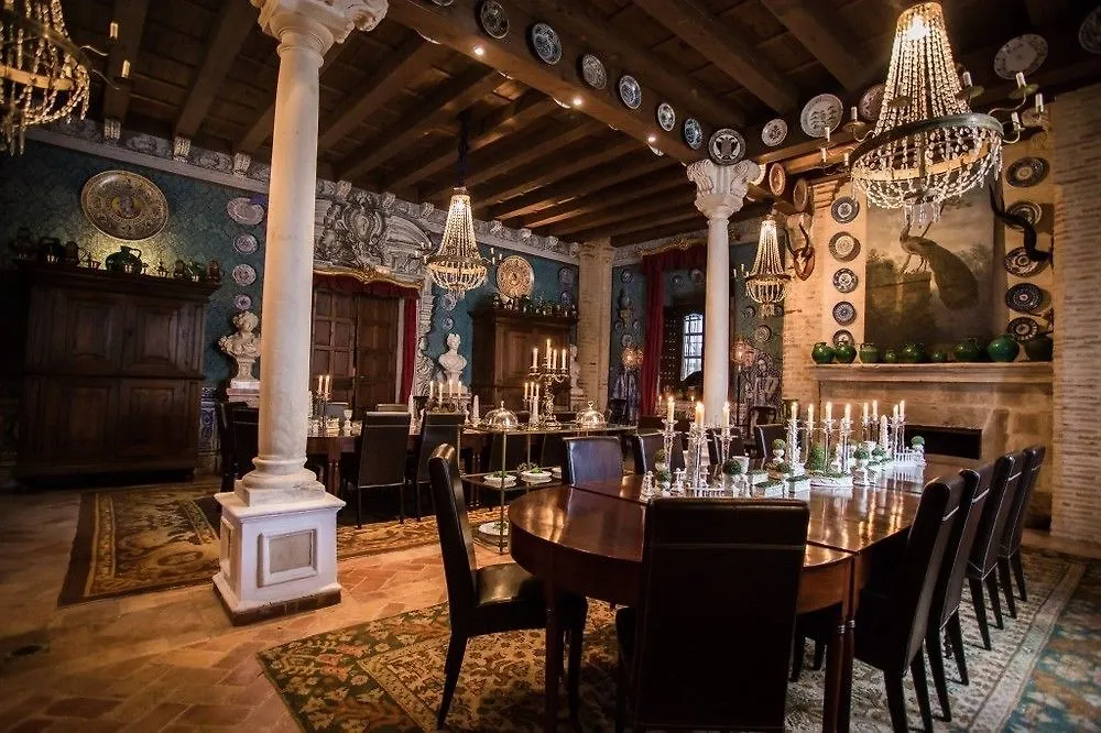 El Palacio De San Benito Spain