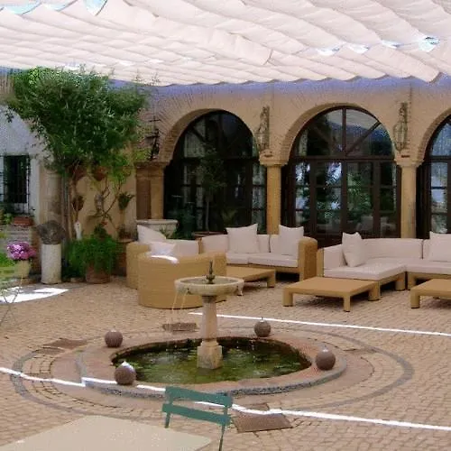 Guest house El Palacio De San Benito